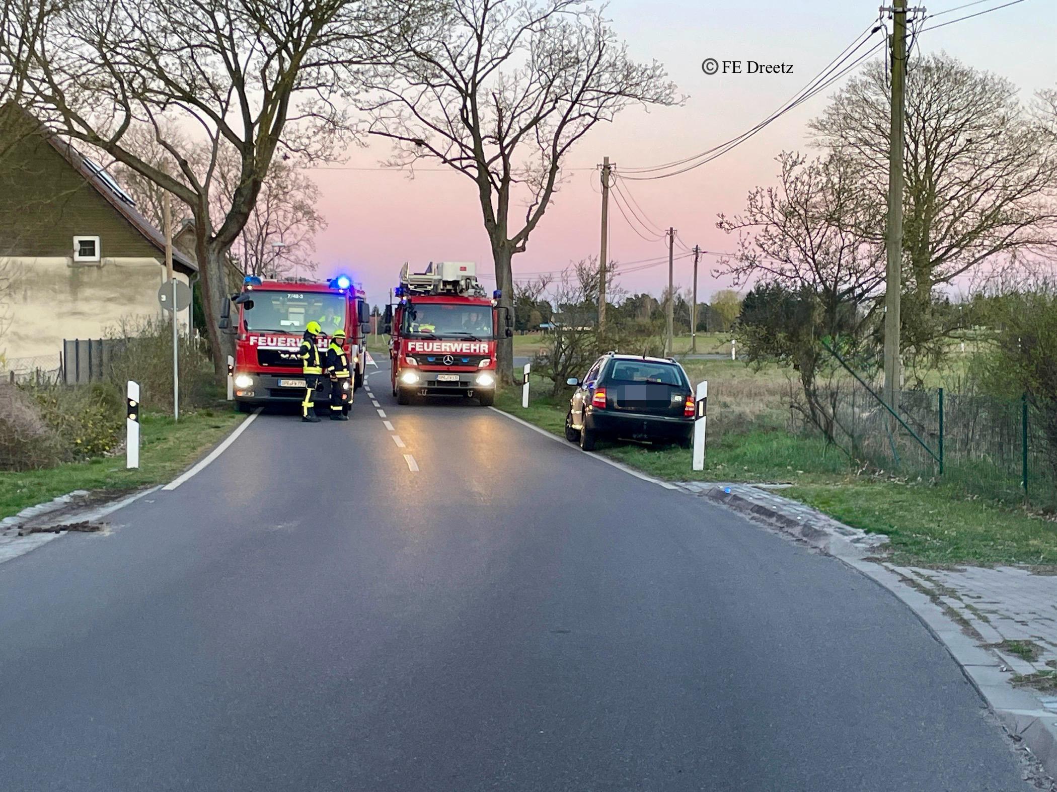 Einsatzfahrzeuge am Einsatzort in Giesenhorst.
