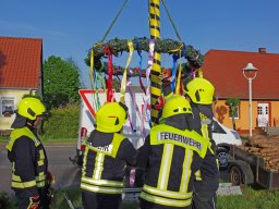 Tag der offenen Tür und Maibaumfest 2024