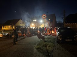 weihnachtliches Programm 2024 am Gerätehaus der Feuerwehreinheit Dreetz